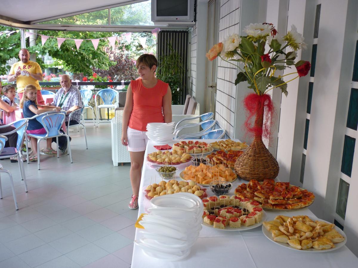 Hotel Latini Rimini Eksteriør bilde