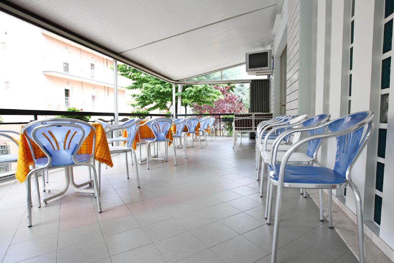 Hotel Latini Rimini Eksteriør bilde