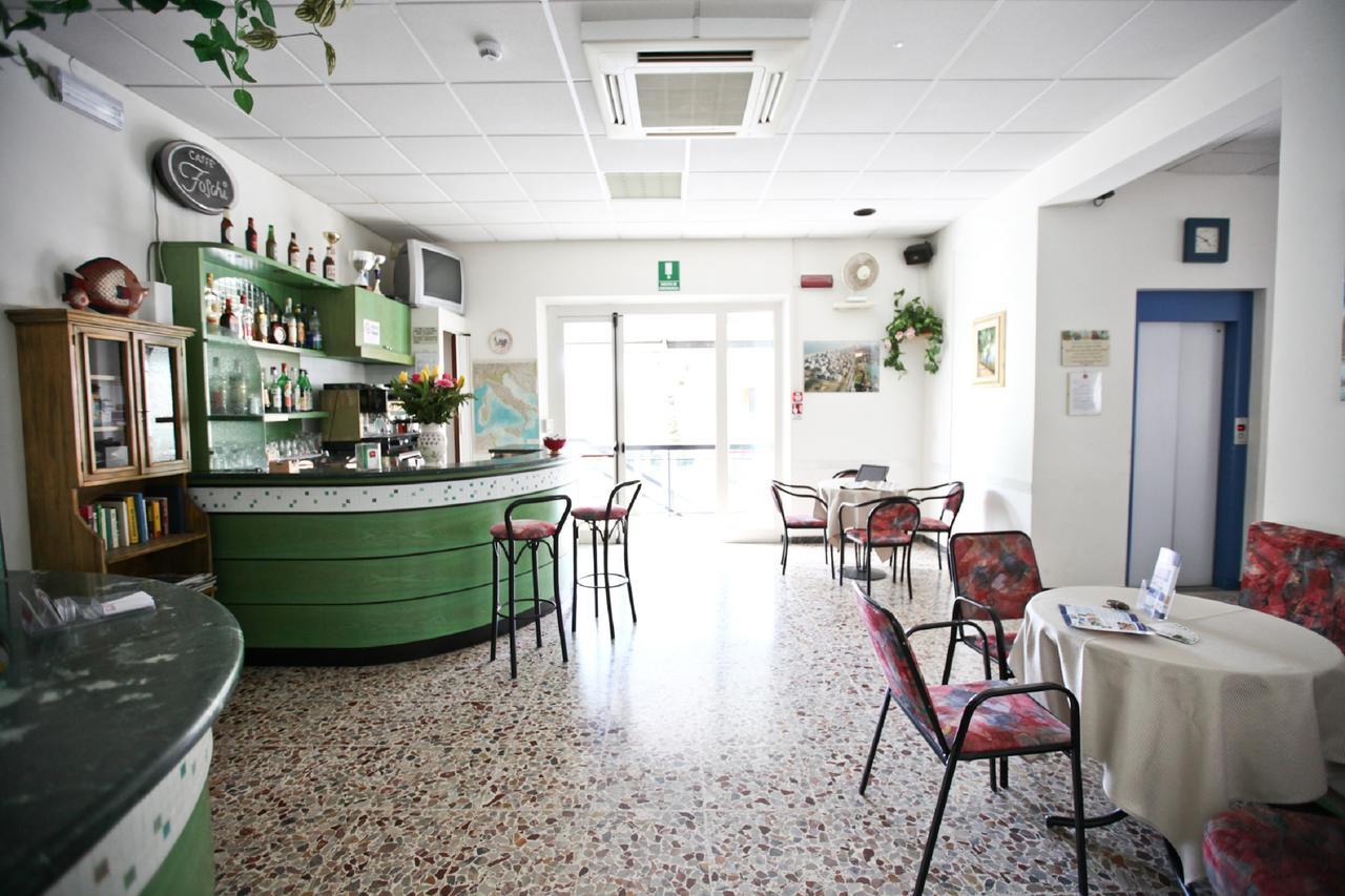 Hotel Latini Rimini Eksteriør bilde