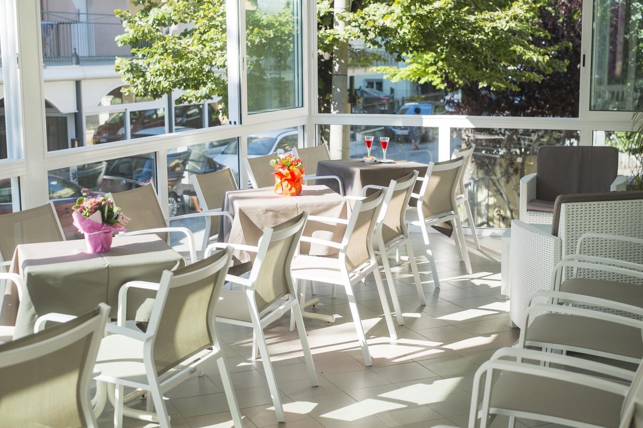 Hotel Latini Rimini Eksteriør bilde