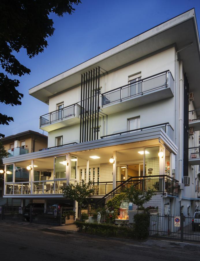 Hotel Latini Rimini Eksteriør bilde